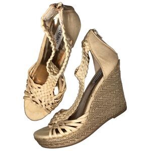 Steve Madden P-Rise Platform Wedge Sandals in Cream Women’s 7 1/2M